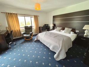 Photo 6- click for photo gallery